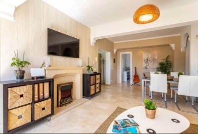 1447-648098-78d1f4f8b6655591b02d22fabb36a692d