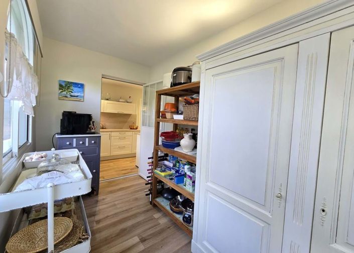 Image No.22-3 Bed Apartment for sale