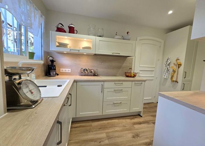 Image No.8-3 Bed Apartment for sale