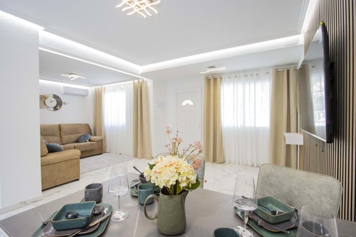 Image No.12-3 Bed Townhouse for sale