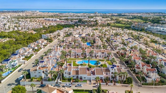 Image No.35-3 Bed Villa for sale