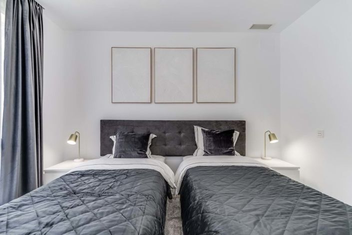 Image No.30-3 Bed Townhouse for sale