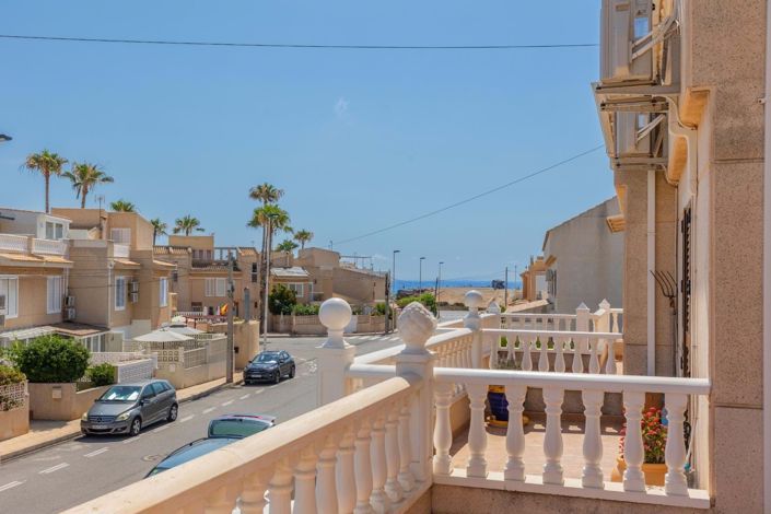 Image No.5-4 Bed Townhouse for sale