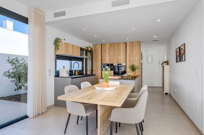 Image No.10-3 Bed Villa for sale