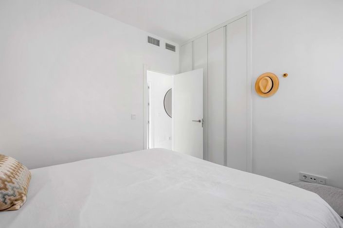 Image No.26-3 Bed Villa for sale