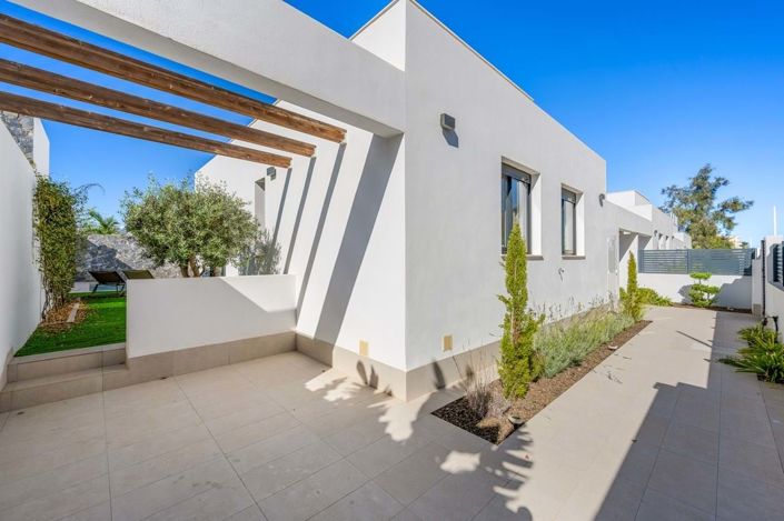 Image No.37-3 Bed Villa for sale