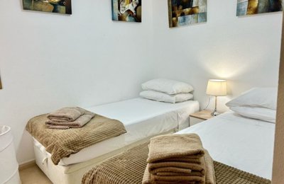 1447-630388-78d1f4f8b6655591b02d22fabb36a692d