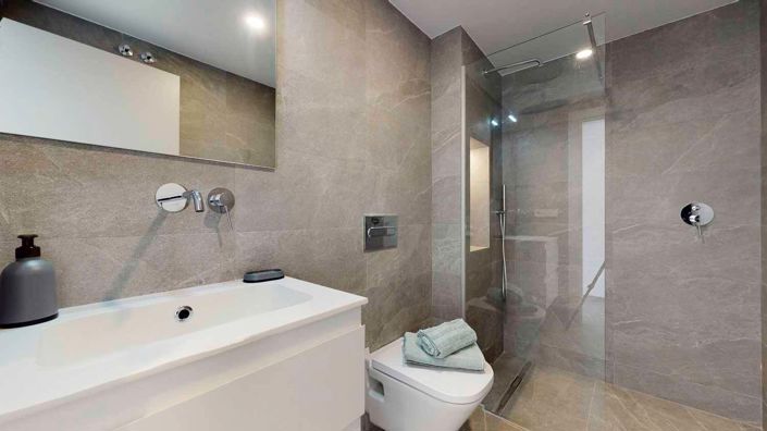 Image No.12-3 Bed Apartment for sale