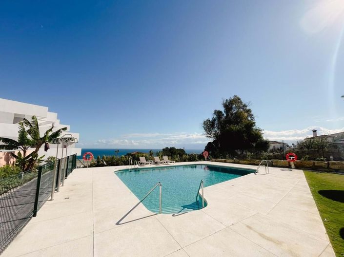 Image No.21-2 Bed Apartment for sale