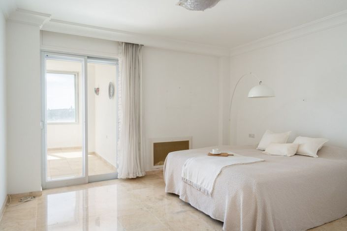 Image No.11-2 Bed Apartment for sale