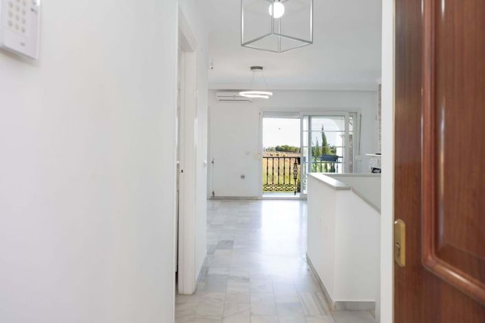 Image No.32-3 Bed Property for sale