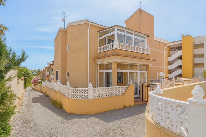 Image No.1-Villa de 3 chambres à vendre à Villamartin