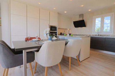 1447-648253-78d1f4f8b6655591b02d22fabb36a692d