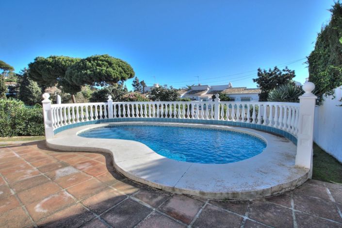 Image No.18-2 Bed Villa for sale