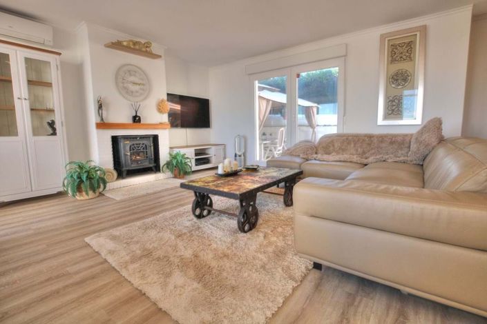 Image No.5-2 Bed Villa for sale