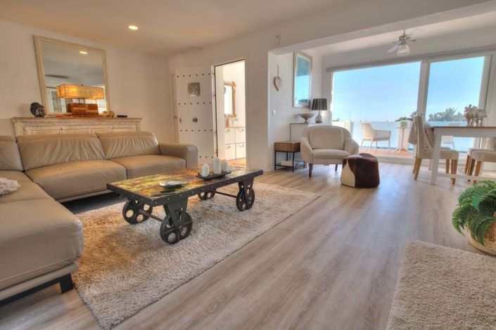 Image No.6-2 Bed Villa for sale