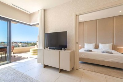 1447-648197-78d1f4f8b6655591b02d22fabb36a692d