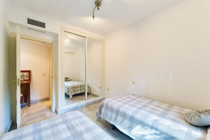 Image No.13-3 Bed Apartment for sale