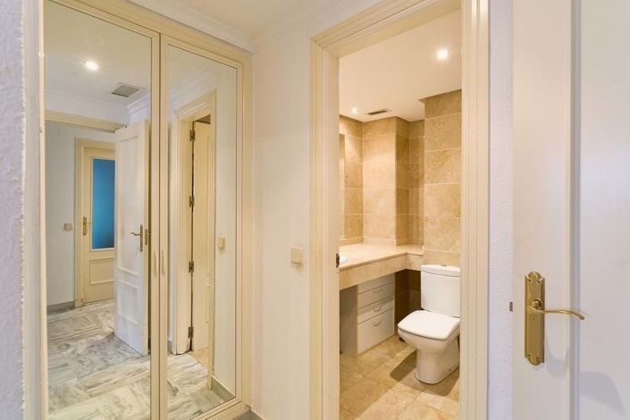 Image No.17-3 Bed Apartment for sale