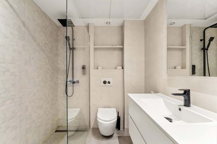 Image No.15-4 Bed Apartment for sale