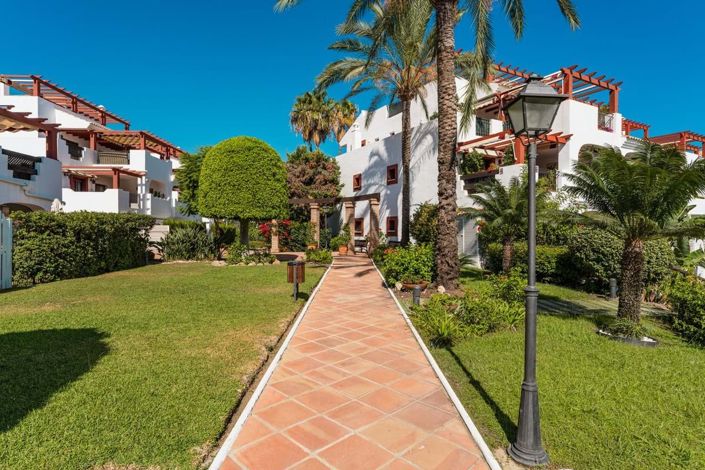 Image No.18-4 Bed Apartment for sale