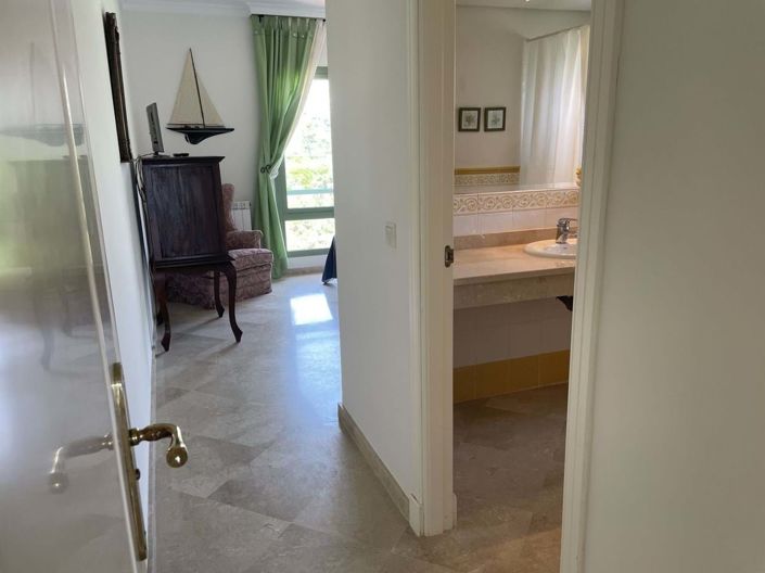 Image No.26-2 Bed Apartment for sale