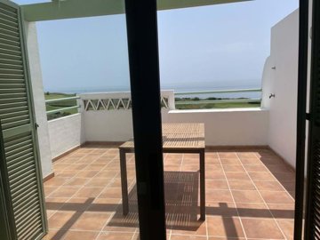 1447-645323-78d1f4f8b6655591b02d22fabb36a692d