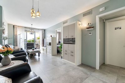 1447-649049-78d1f4f8b6655591b02d22fabb36a692d