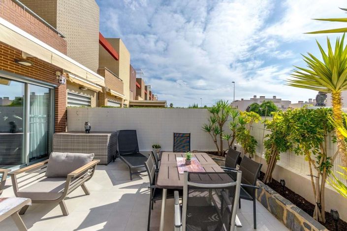 Image No.6-2 Bed Bungalow for sale