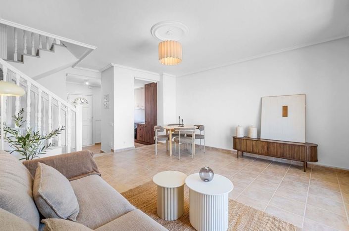 Image No.10-3 Bed Semi-Detached for sale