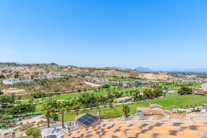 Image No.17-3 Bed Semi-Detached for sale