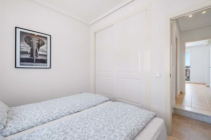 Image No.33-3 Bed Semi-Detached for sale