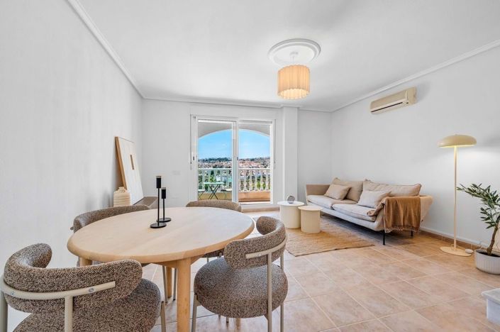 Image No.5-3 Bed Semi-Detached for sale