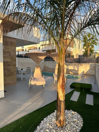 Image No.18-3 Bed Villa for sale