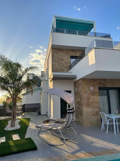 Image No.33-3 Bed Villa for sale