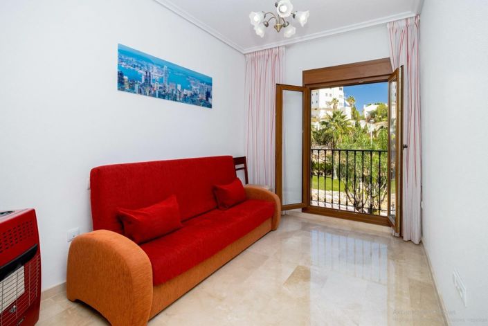 Image No.16-2 Bed Townhouse for sale