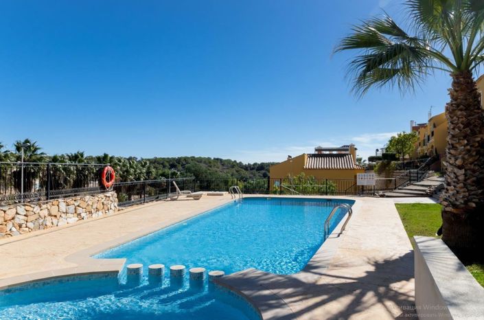 Image No.27-2 Bed Townhouse for sale