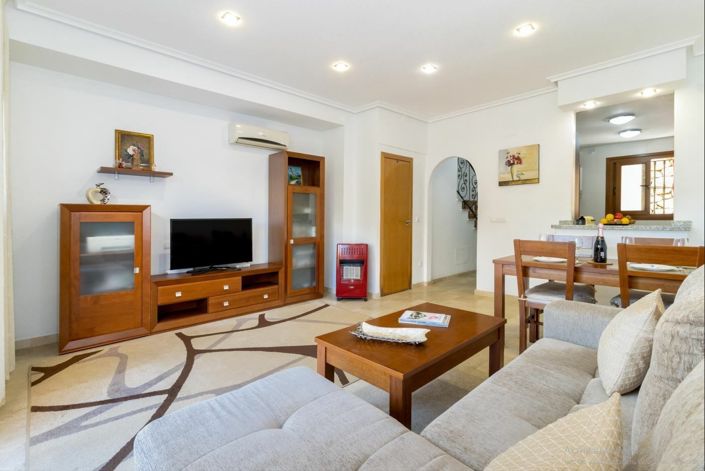 Image No.5-2 Bed Townhouse for sale