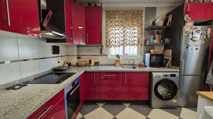 Image No.8-2 Bed Villa for sale