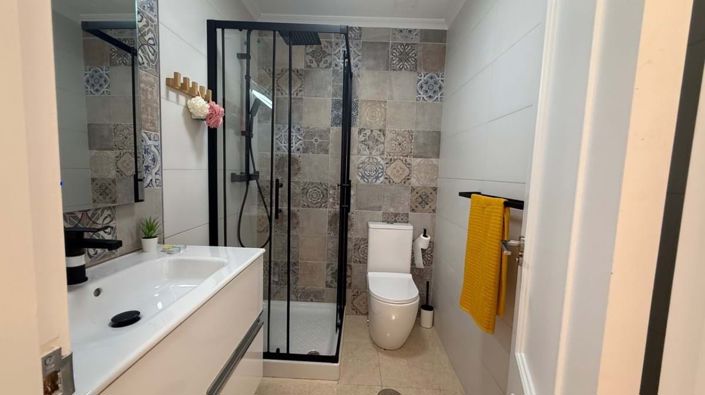 Image No.18-3 Bed Townhouse for sale