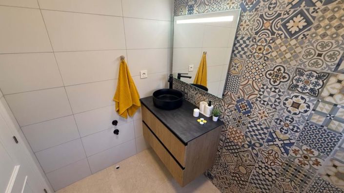 Image No.25-3 Bed Townhouse for sale