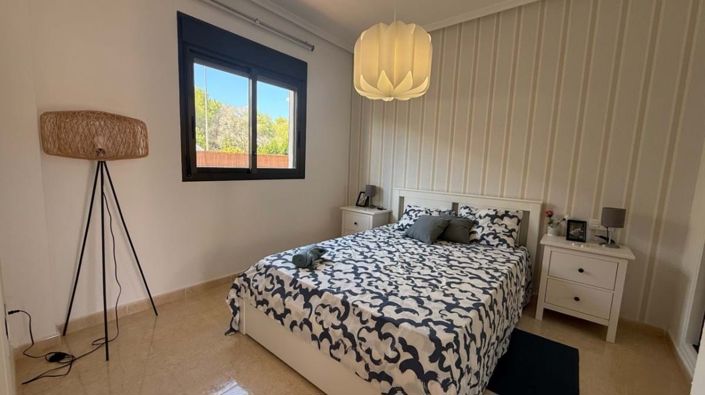 Image No.7-3 Bed Townhouse for sale