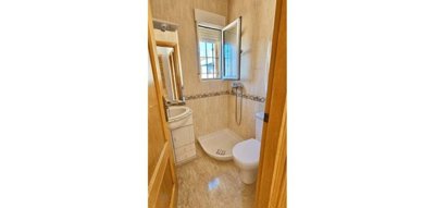 1447-645933-78d1f4f8b6655591b02d22fabb36a692d