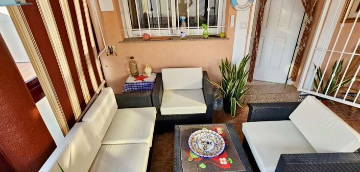 Image No.25-3 Bed Townhouse for sale