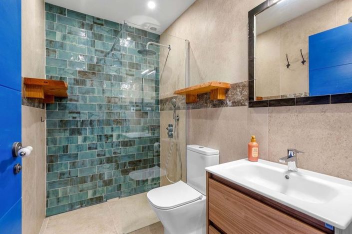 Image No.11-3 Bed Townhouse for sale