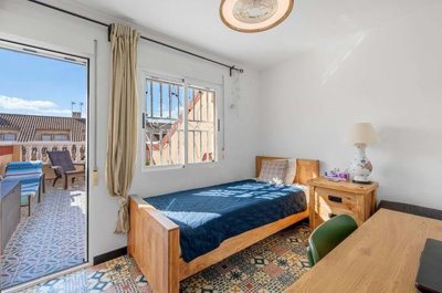 1447-649058-78d1f4f8b6655591b02d22fabb36a692d