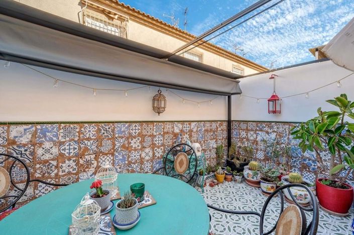 Image No.22-3 Bed Townhouse for sale