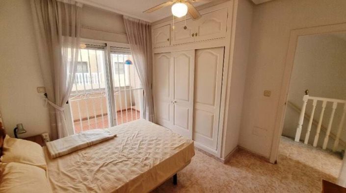 Image No.18-2 Bed Townhouse for sale