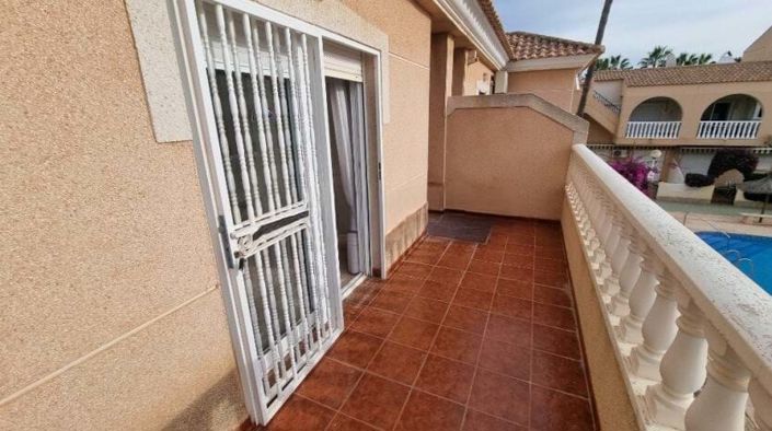 Image No.21-2 Bed Townhouse for sale