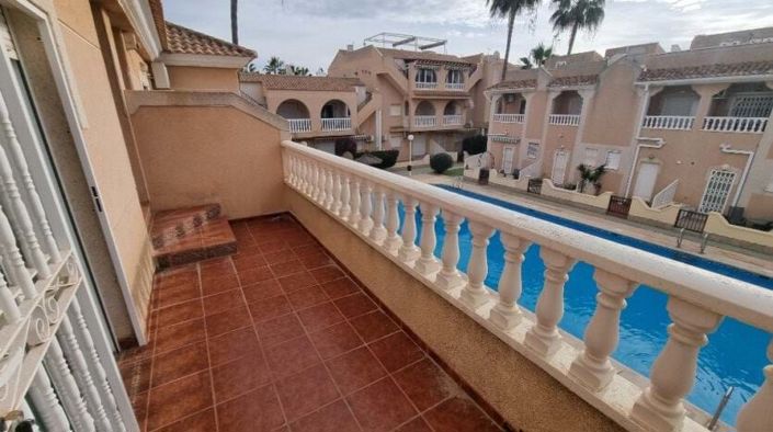 Image No.22-2 Bed Townhouse for sale